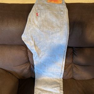 Men’s Levi jeans
